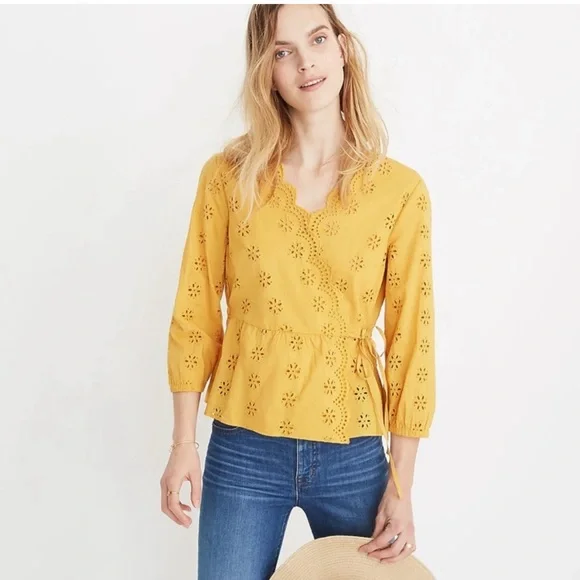 MADEWELL Scalloped Eyelet Wrap Top in Light Pink - M - Picture 5 of 6